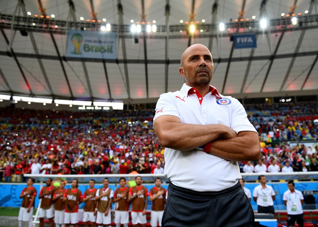 Spain v Chile: Group B - 2014 FIFA World Cup Brazil