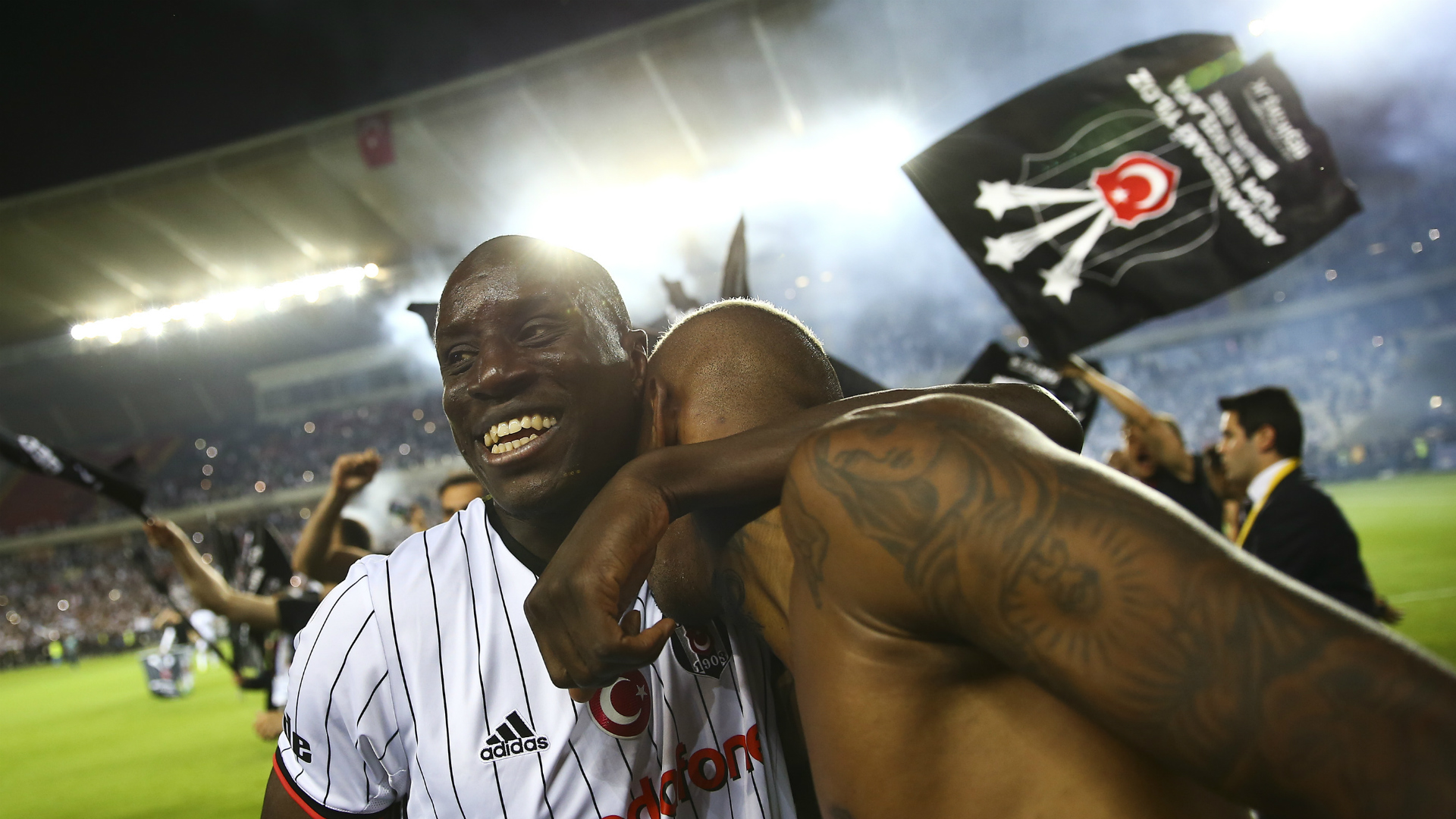 demba-ba-besiktas-champions_10ru3pvqlilou12pwsvku32uyj